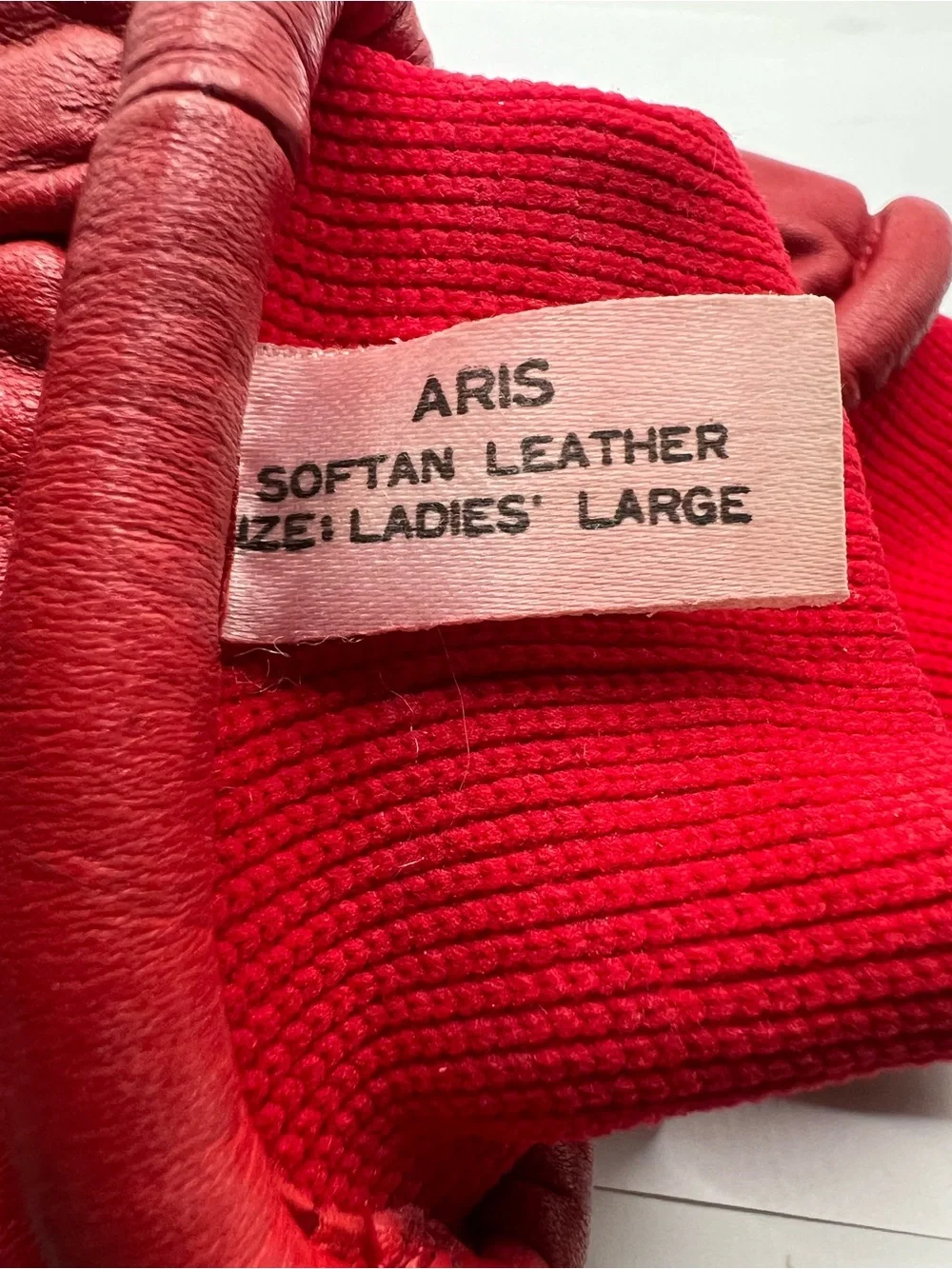 Red Quilted Women's Ski Gloves